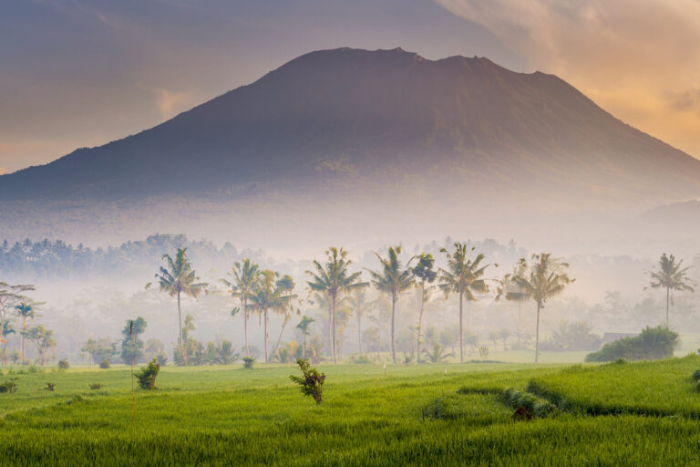 Sunrise in the rice fields with Mt. Agung - Sidemen - Bali - Villa Uma Dewi Sri - Like living in a romantic Balinese painting